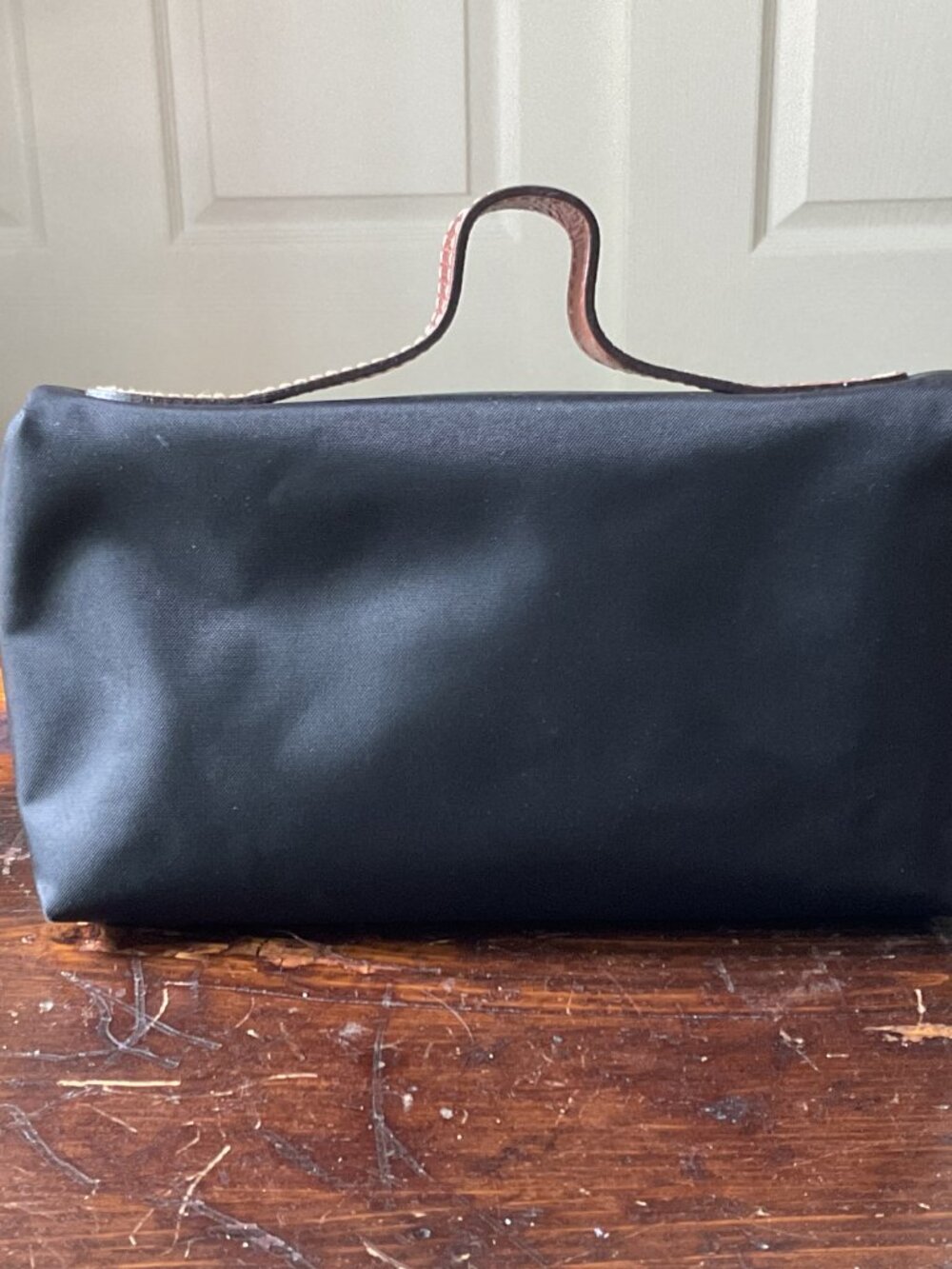 Longchamp Le Pliage Cosmetics Case Black w/ Brown Accents Gold Tone Hardware EUC - Picture 2 of 4